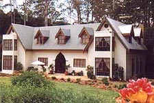 Stonehaven Manor Rainforest Guesthouse, Tamborine Mountain, Gold Coast Hinterland