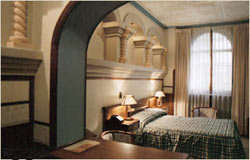Crespo Hotel, Cuenca, Ecuador